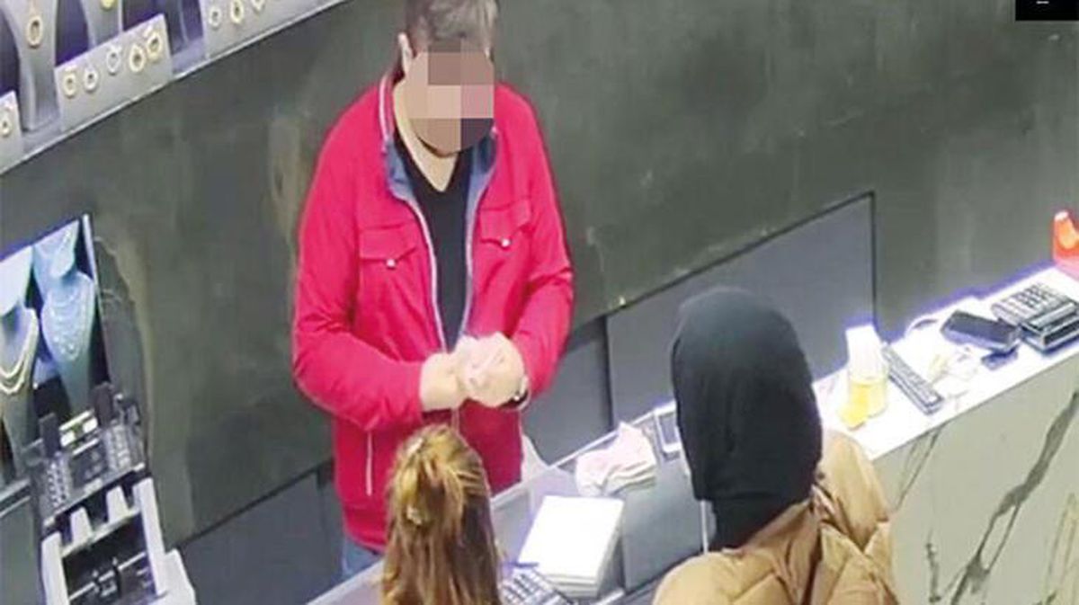 Ev hanımları üzerinden sahte altınları piyasaya süren çeteye operasyon