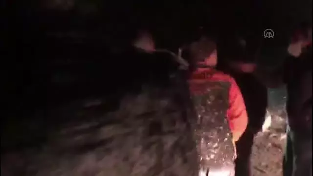 KAHRAMANMARAŞ - Kar nedeniyle yaylada mahsur kalan 2 kişi kurtarıldı KAHRAMANMARAŞ - Kar nedeniyle yaylada mahsur kalan 2 kişi kurtarıldı