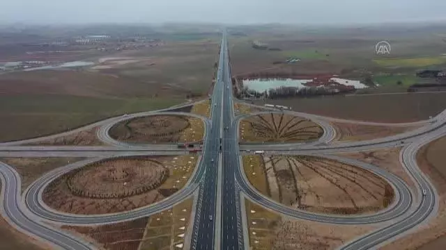 Karaismailoğlu: 'Türkiye için, millet için, durmadan, yorulmadan, yılmadan çalışmaya devam ediyoruz' Karaismailoğlu: 'Türkiye için, millet için, durmadan, yorulmadan, yılmadan çalışmaya devam ediyoruz'