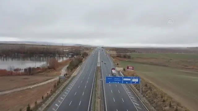 Karaismailoğlu: 'Türkiye için, millet için, durmadan, yorulmadan, yılmadan çalışmaya devam ediyoruz' Karaismailoğlu: 'Türkiye için, millet için, durmadan, yorulmadan, yılmadan çalışmaya devam ediyoruz'