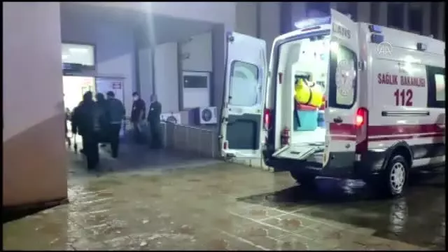 Karbonmonoksit gazından zehirlenen 3 kişi tedavi altına alındı Karbonmonoksit gazından zehirlenen 3 kişi tedavi altına alındı