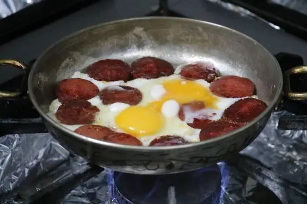 Kayseri ile Afyon'un sucuk- pastırma rekabeti, Avrupa'ya taşındı