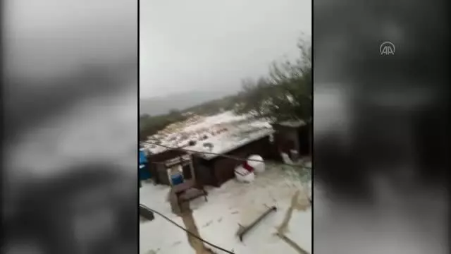 Sağanak ve dolu etkili oluyor (4) Sağanak ve dolu etkili oluyor (4)