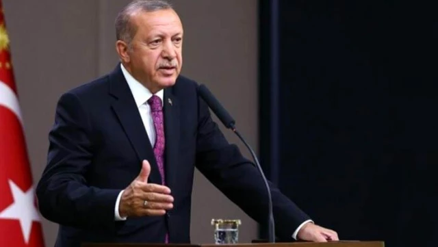 Son Dakika: Koronavirüs aşısı yaptıran Cumhurbaşkanı Erdoğan'dan siyasi parti liderlerine çağrı: Onların da aşı olmalarını istiyorum