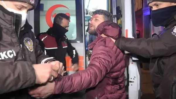 Son dakika haberi: Ağabeyini ve kendisini bıçakladı, teslim olmamak için polise direndi: 'Ben yaparım, beni tanıyan tanır' dedi Son dakika haberi: Ağabeyini ve kendisini bıçakladı, teslim olmamak için polise direndi: 'Ben yaparım, beni tanıyan tanır' dedi