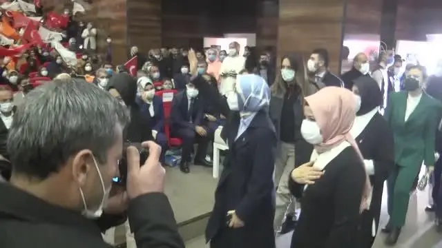 AK Parti Genel Merkez Kadın Kolları Başkanı Çam, Van kongresinde konuştu AK Parti Genel Merkez Kadın Kolları Başkanı Çam, Van kongresinde konuştu