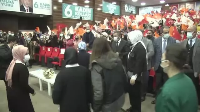 AK Parti Genel Merkez Kadın Kolları Başkanı Çam, Van kongresinde konuştu AK Parti Genel Merkez Kadın Kolları Başkanı Çam, Van kongresinde konuştu