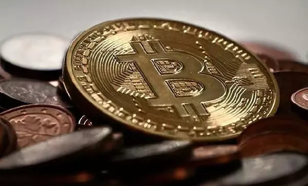 Altın 'güvenli liman' tahtını Bitcoin'e mi kaptırdı? Altın 'güvenli liman' tahtını Bitcoin'e mi kaptırdı?