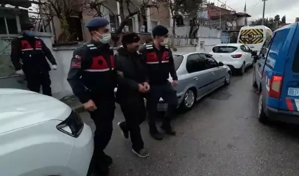 Baba-oğul, makas ve silahla akaryakıt istasyonunda pompacıyı yaraladı Baba-oğul, makas ve silahla akaryakıt istasyonunda pompacıyı yaraladı