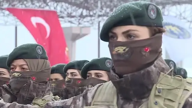 Son dakika haberleri | Bakan Soylu, 25. Dönem Kadın Polis Özel Harekat Mezuniyet Töreni'ne katıldı (3) Son dakika haberleri | Bakan Soylu, 25. Dönem Kadın Polis Özel Harekat Mezuniyet Töreni'ne katıldı (3)
