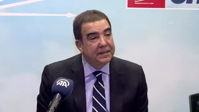 CHP milletvekilleri Toprak ve Tezcan Kocaeli'de basın toplantısı düzenledi CHP milletvekilleri Toprak ve Tezcan Kocaeli'de basın toplantısı düzenledi