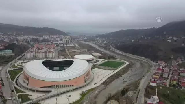 Çotanak Stadı için geri sayım başladı Çotanak Stadı için geri sayım başladı
