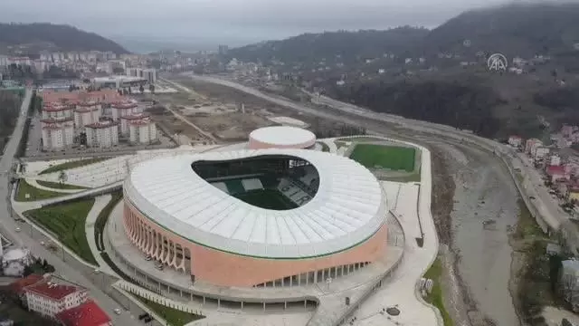 Çotanak Stadı için geri sayım başladı Çotanak Stadı için geri sayım başladı