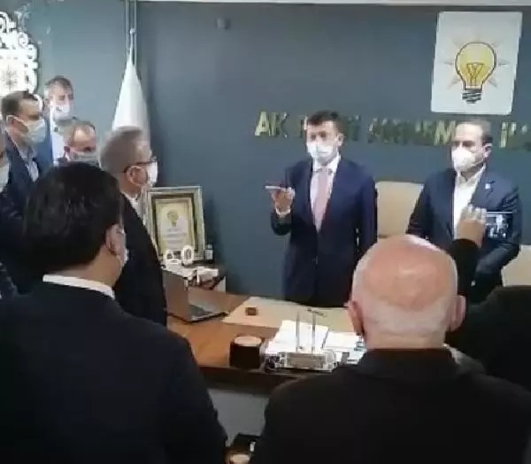 Cumhurbaşkanı Erdoğan'dan Menemen'e tebrik telefonu Cumhurbaşkanı Erdoğan'dan Menemen'e tebrik telefonu