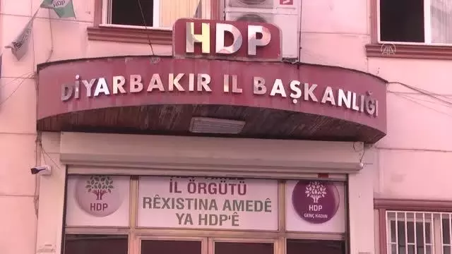 Diyarbakır anneleri, oturma eylemini sürdürmekte kararlı Diyarbakır anneleri, oturma eylemini sürdürmekte kararlı