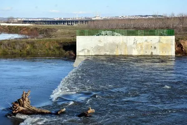 Kanal Edirne, Meriç Nehri'nde olası taşkını önledi Kanal Edirne, Meriç Nehri'nde olası taşkını önledi