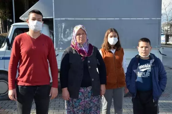 Son dakika haber... Kasasında 2 çocuk bulunan kamyoneti kaçıran Iraklı: Dövdükleri için korkup kaçırdım (2) Son dakika haber... Kasasında 2 çocuk bulunan kamyoneti kaçıran Iraklı: Dövdükleri için korkup kaçırdım (2)