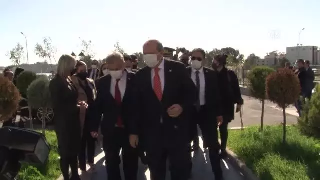 KKTC'de ilk Kovid-19 aşısı Cumhurbaşkanı Tatar'a yapıldı (2) KKTC'de ilk Kovid-19 aşısı Cumhurbaşkanı Tatar'a yapıldı (2)