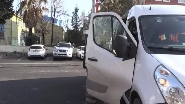 Son dakika: Sultanahmet ve Suruç saldırılarında kullanılan patlayıcıları temin eden ve 12 Ocak'ta Şanlıurfa'da yakalanan DEAŞ'lı terörist tutuklandı. Son dakika: Sultanahmet ve Suruç saldırılarında kullanılan patlayıcıları temin eden ve 12 Ocak'ta Şanlıurfa'da yakalanan DEAŞ'lı terörist tutuklandı.