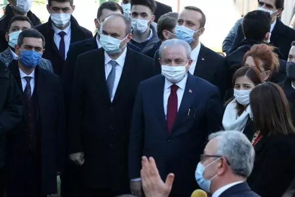 TBMM Başkanı Şentop: Aşının faydalı olduğu konusunda hiçbir tereddüt yok TBMM Başkanı Şentop: Aşının faydalı olduğu konusunda hiçbir tereddüt yok