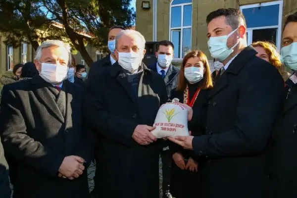 TBMM Başkanı Şentop: Aşının faydalı olduğu konusunda hiçbir tereddüt yok TBMM Başkanı Şentop: Aşının faydalı olduğu konusunda hiçbir tereddüt yok