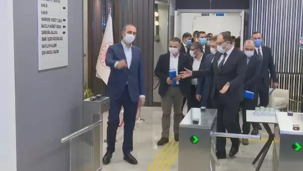 Adalet Bakanı Gül, İstanbul Havalimanı Adliyesi'ni ziyaret etti Adalet Bakanı Gül, İstanbul Havalimanı Adliyesi'ni ziyaret etti