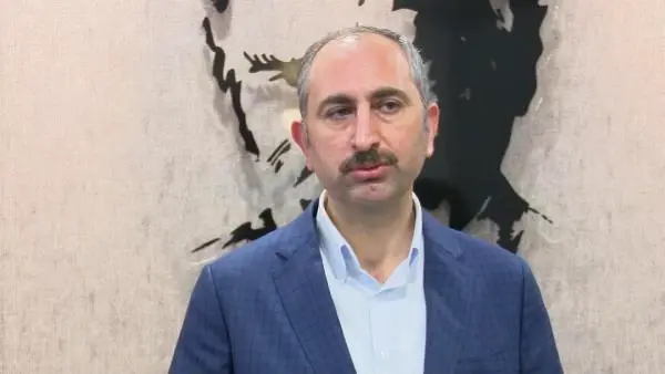 Adalet Bakanı Gül, İstanbul Havalimanı Adliyesi'ni ziyaret etti Adalet Bakanı Gül, İstanbul Havalimanı Adliyesi'ni ziyaret etti
