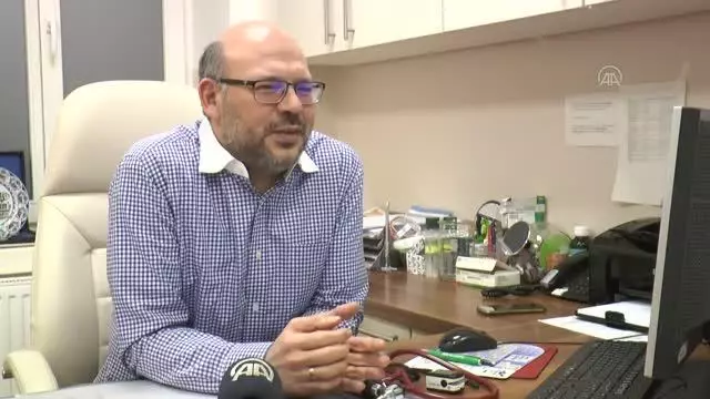 Avusturya'da Kovid-19 aşısı yaptıran Türk doktorlardan 'aşı normale dönüş için bir fırsat' vurgusu Avusturya'da Kovid-19 aşısı yaptıran Türk doktorlardan 'aşı normale dönüş için bir fırsat' vurgusu