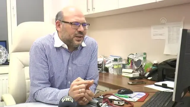 Avusturya'da Kovid-19 aşısı yaptıran Türk doktorlardan 'aşı normale dönüş için bir fırsat' vurgusu Avusturya'da Kovid-19 aşısı yaptıran Türk doktorlardan 'aşı normale dönüş için bir fırsat' vurgusu