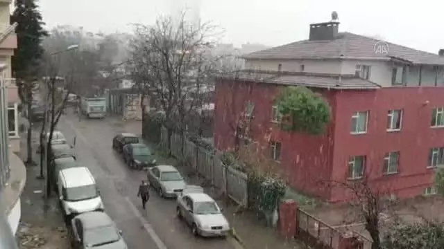 Bazı bölgelerde kar ve sulu kar yağışı görülüyor - Esenler/Beykoz Bazı bölgelerde kar ve sulu kar yağışı görülüyor - Esenler/Beykoz