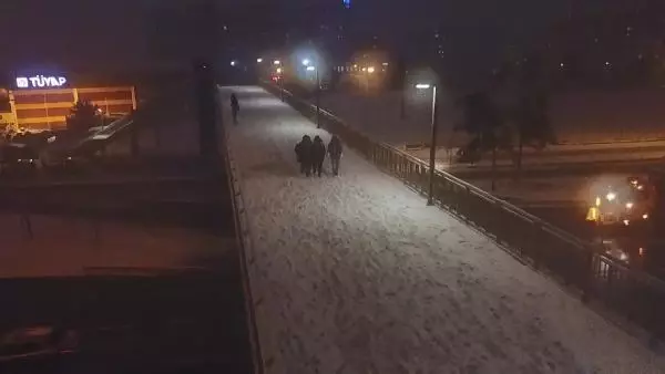 Beyaza bürünen Büyükçekmece havadan görüntülendi Beyaza bürünen Büyükçekmece havadan görüntülendi