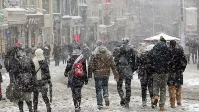 Meteoroloji'den Doğu Anadolu Bölgesi'ndeki 9 il için kar yağışı uyarısı Meteoroloji'den Doğu Anadolu Bölgesi'ndeki 9 il için kar yağışı uyarısı