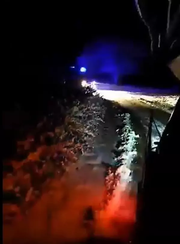 Bursa'da yoğun kar, hayatı olumsuz etkiledi (3) Bursa'da yoğun kar, hayatı olumsuz etkiledi (3)