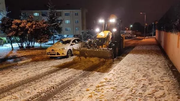 Çanakkale'de kar yağışı başladı (3) Çanakkale'de kar yağışı başladı (3)