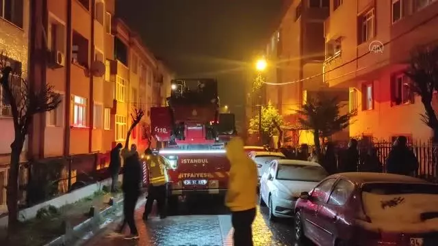 Son dakika haberi | Çatı katında çıkan yangın itfaiye ekiplerince söndürüldü Son dakika haberi | Çatı katında çıkan yangın itfaiye ekiplerince söndürüldü