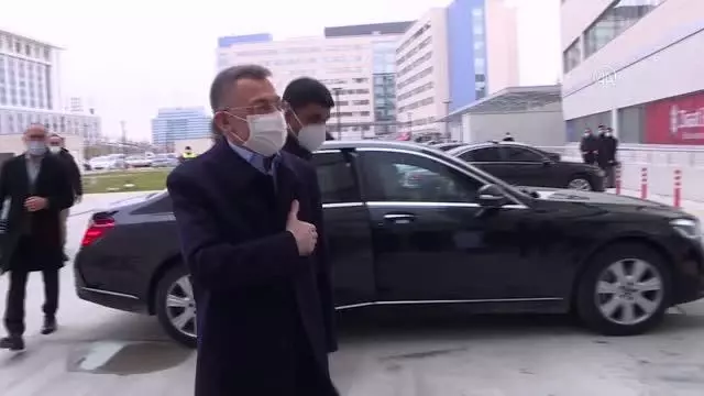 Cumhurbaşkanı Yardımcısı Oktay, Kovid-19 aşısı yaptırdı Cumhurbaşkanı Yardımcısı Oktay, Kovid-19 aşısı yaptırdı