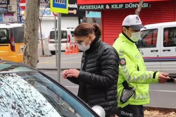 Diyarbakır'da, 56 saatlik kısıtlamada sıkı denetim Diyarbakır'da, 56 saatlik kısıtlamada sıkı denetim