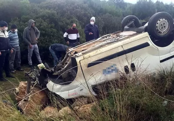Son dakika haberleri | Elektrik direğine çarpan aracın motoru yerinden fırladı: 1 ölü, 1 yaralı Son dakika haberleri | Elektrik direğine çarpan aracın motoru yerinden fırladı: 1 ölü, 1 yaralı