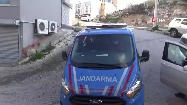 İzmir'de kaçak içki operasyonu İzmir'de kaçak içki operasyonu