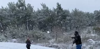 İzmir'de kar yağışı kentte coşku yarattı