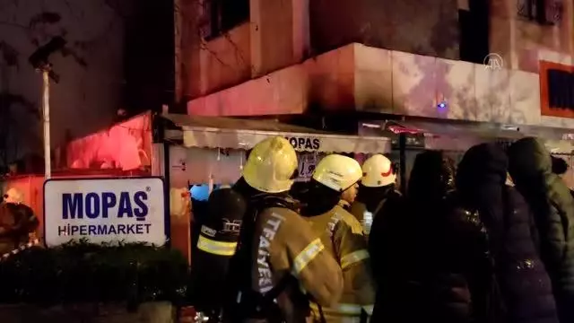 Kadıköy'de iş yeri yangını Kadıköy'de iş yeri yangını