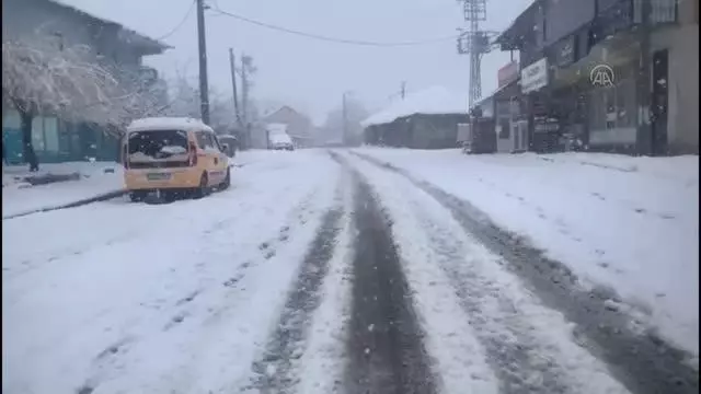 Şebinkarahisar beyaza büründü Şebinkarahisar beyaza büründü