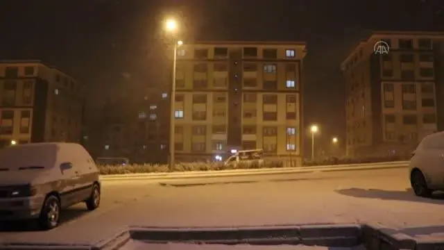 Kar yağışı etkisini sürdürüyor Kar yağışı etkisini sürdürüyor