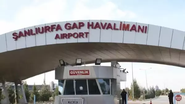 Katar uçağı, Şanlıurfa'ya zorunlu iniş yaptı Katar uçağı, Şanlıurfa'ya zorunlu iniş yaptı
