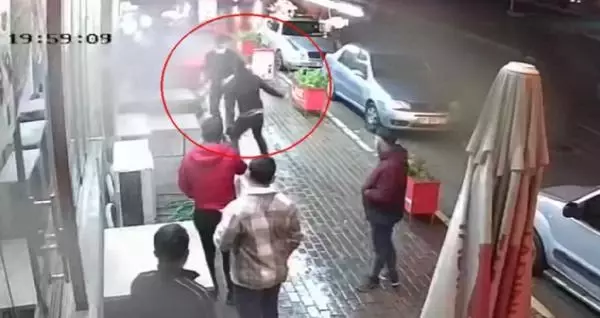 Lokanta sahibini, haraç vermeyince bıçakladı Lokanta sahibini, haraç vermeyince bıçakladı