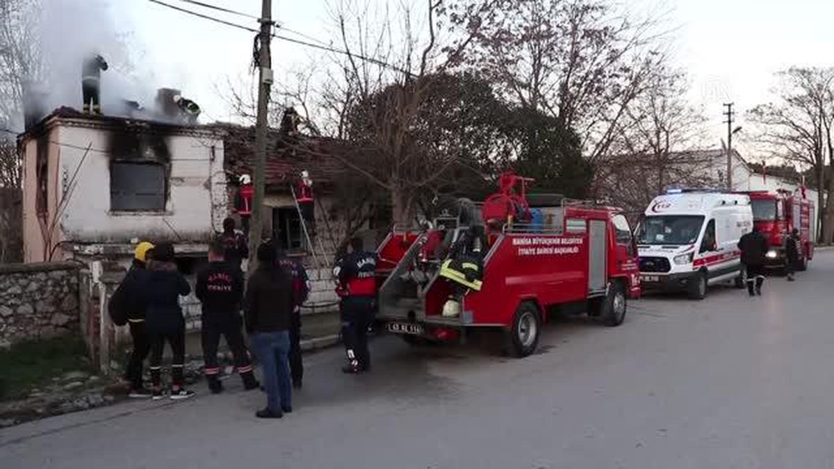 Metruk binada çıkan yangın hasara yol açtı