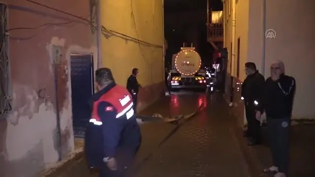 Metruk evde yangın: 1 ölü Metruk evde yangın: 1 ölü