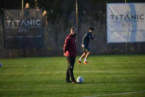 Mustafa Er: Bursaspor'u Avrupa da takip ediyor Mustafa Er: Bursaspor'u Avrupa da takip ediyor