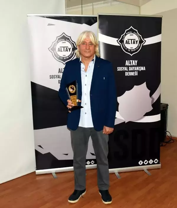 Olympique Lyonlu Cenk'in babası gururlu Olympique Lyonlu Cenk'in babası gururlu