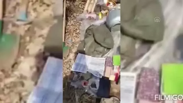 PKK'lı teröristlerce kullanılan 4 sığınak imha edildi PKK'lı teröristlerce kullanılan 4 sığınak imha edildi